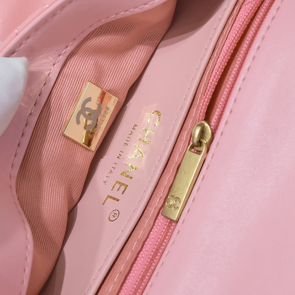 シャネルバッグ全体デザイン